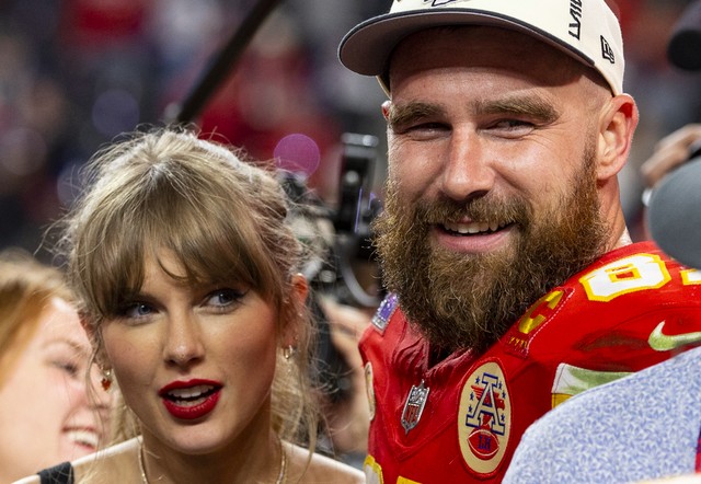 Leitura labial revela bate-papo confuso entre Tom Cruise e Taylor Swift em vídeo viral de jogo do marido dela na NFL