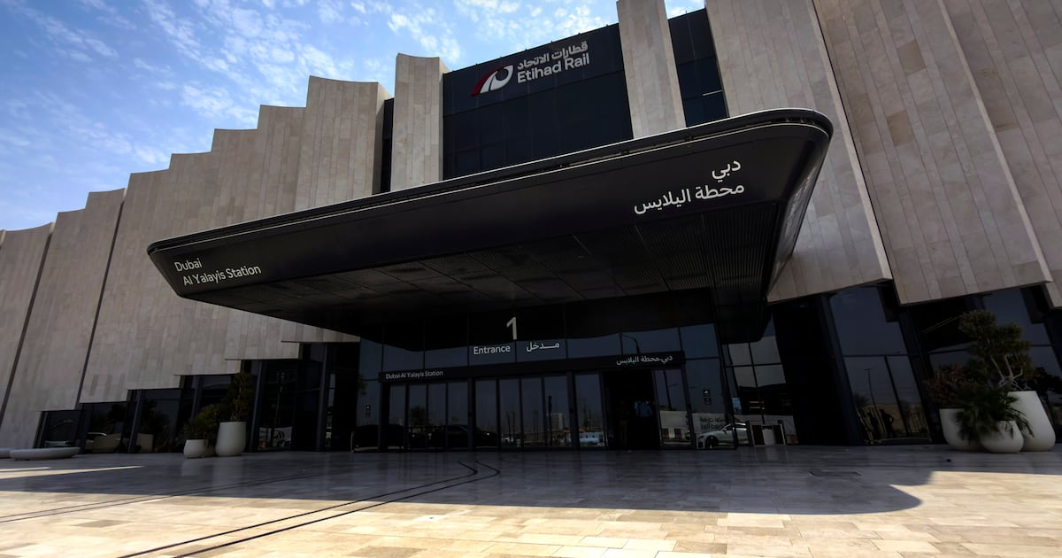 A estação do Etihad Rail em Dubai está quase pronta para a inauguração em 30 de setembro