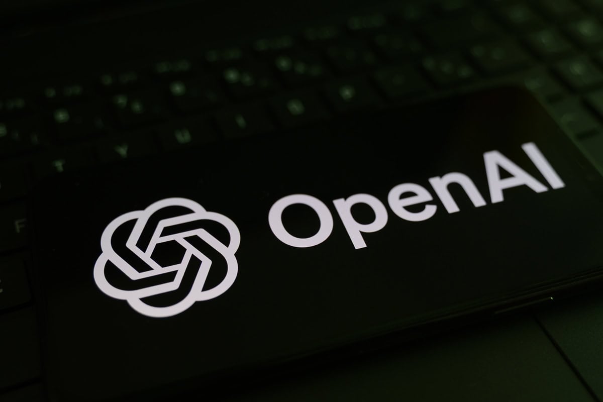 OpenAI pode estar preparando câmera de celular com IA para seu dispositivo