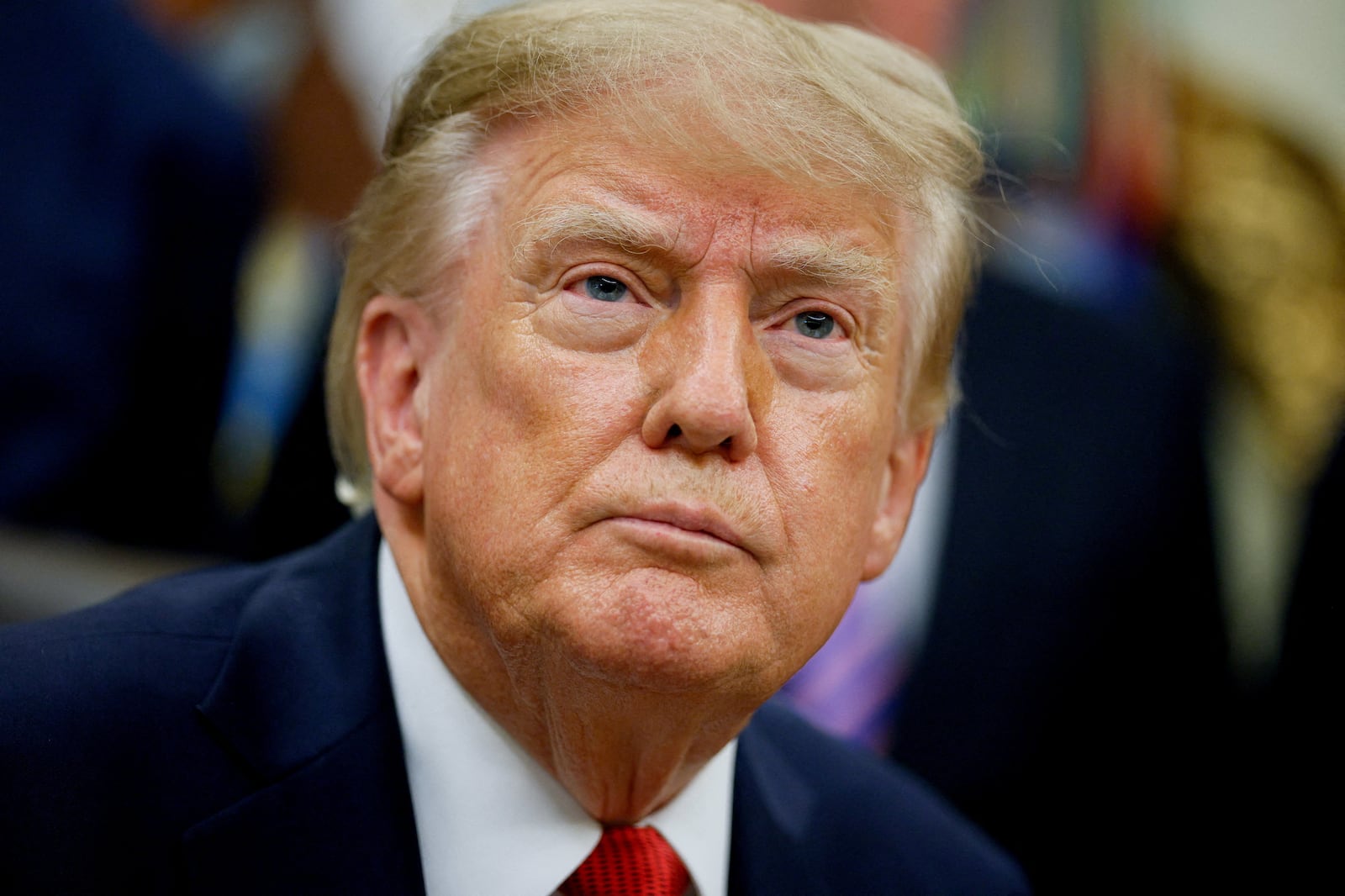 Medida é um marco no plano de US$ 46 bilhões de Trump para equipar a fronteira com barreiras Evan Vucci/Reuters - 18.09.2026