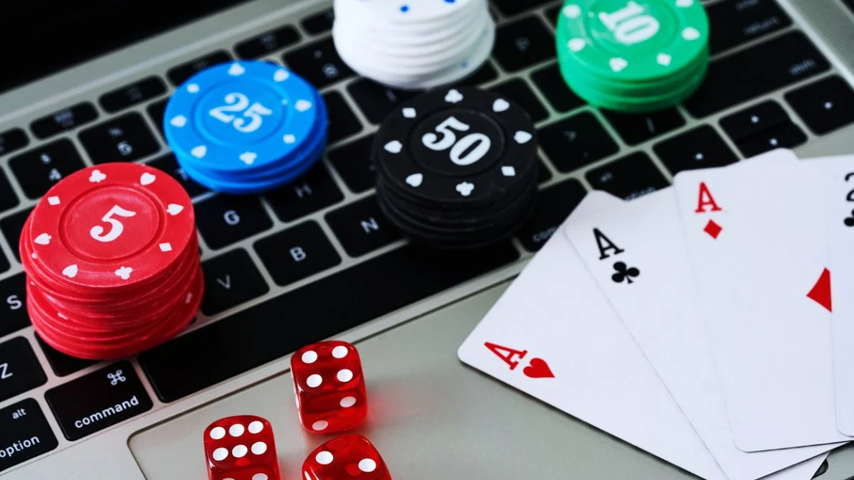 Associação pede às redes bloqueio de influencers que divulgam bets ilegais