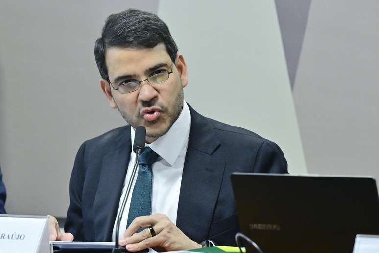 Caso Master escancara racha no STF, expõe jogo de forças e dá peso à cadeira vazia após rejeição de Messias