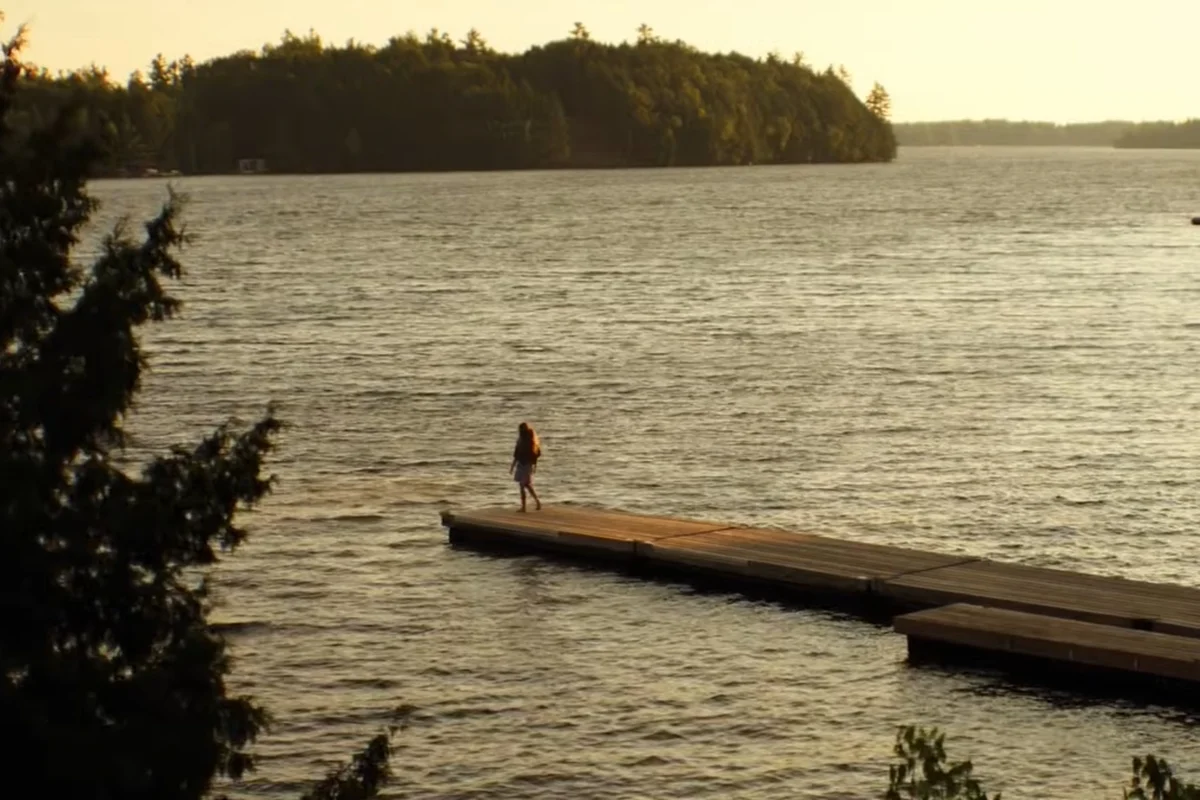 Sterling Point foi gravada em Muskoka, no Canadá