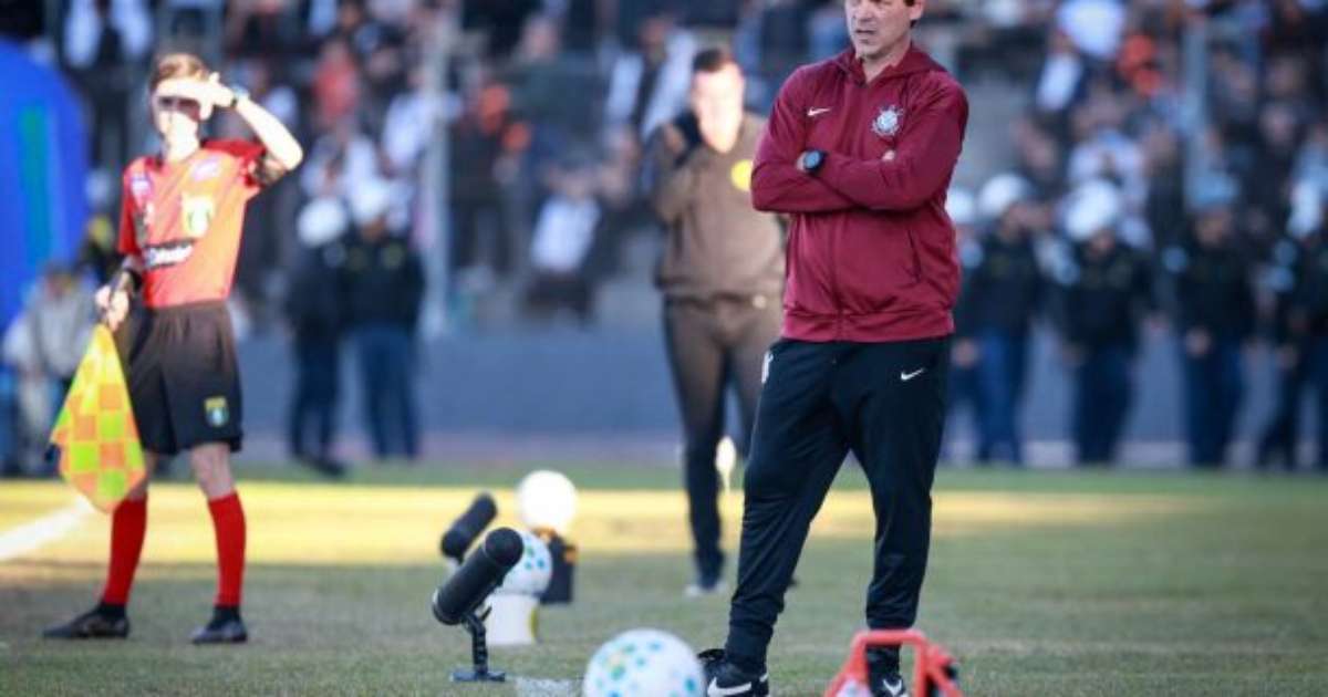 Corinthians ganha 17 dias para reagir após sexto revés no Brasileirão