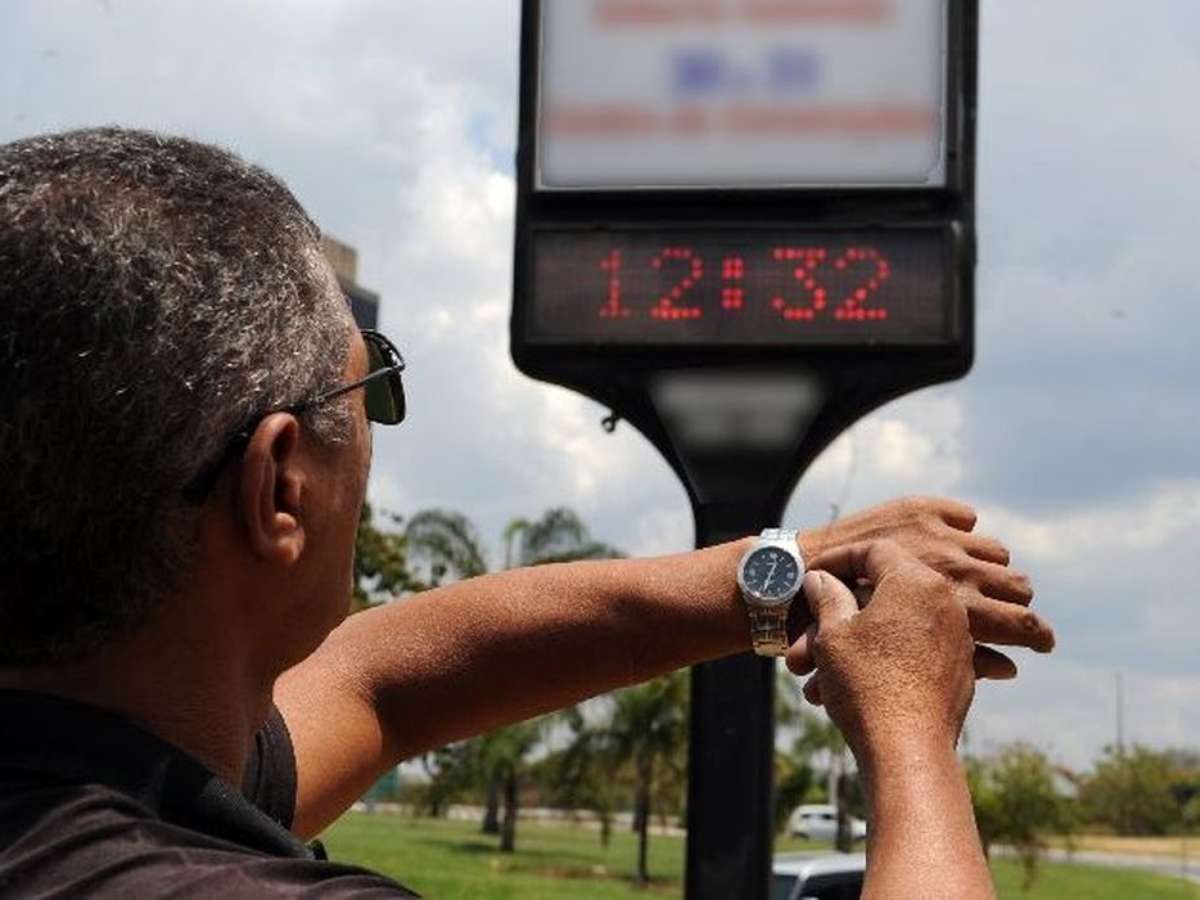 Governo bate martelo e descarta por mais um ano retorno do horário de verão