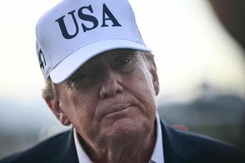 Trump rejeita relatório de que entidades chinesas ajudaram o Irã antes do ataque que matou tropas dos EUA