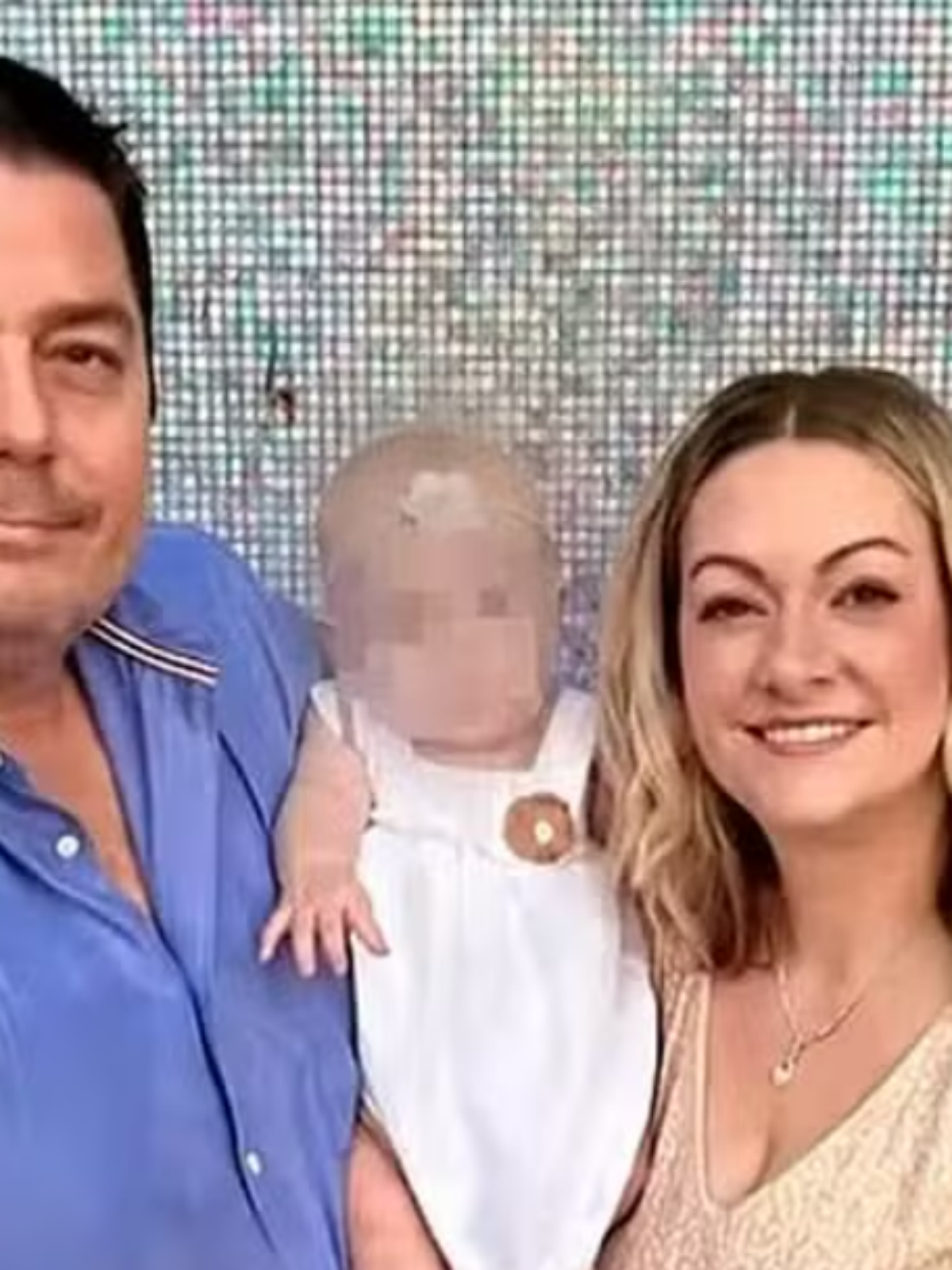 Exame de DNA revela que outro homem é pai da filha, e casal processa clínica de fertilização nos EUA