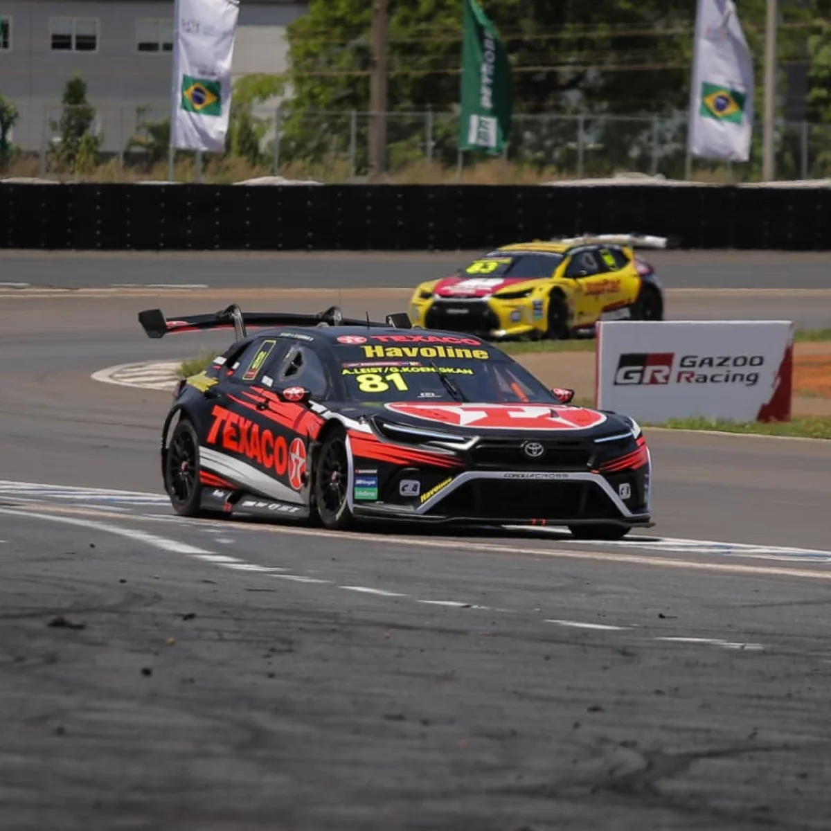 Gabriel Koenigkan lidera Stock Light e estreia na Stock Car em Brasília