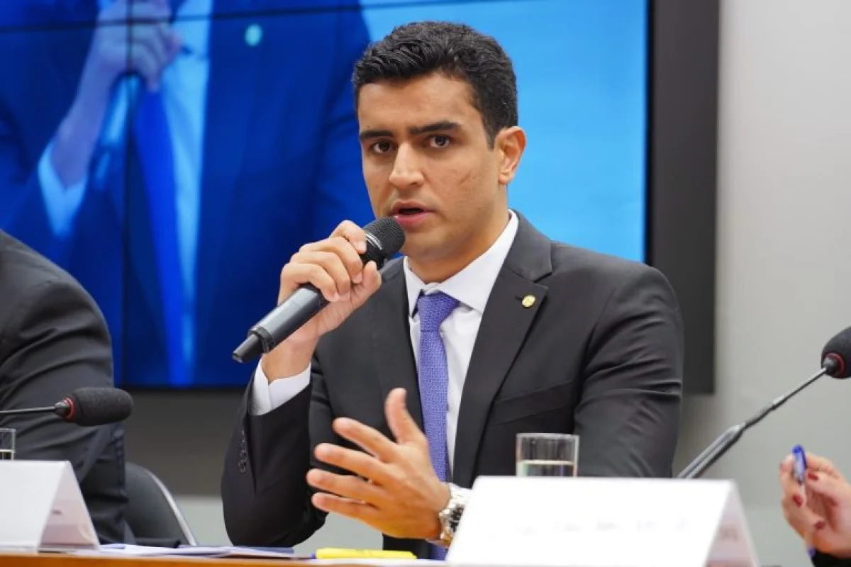 imagem colorida mostra jhc prefeito de maceió - Metrópoles
