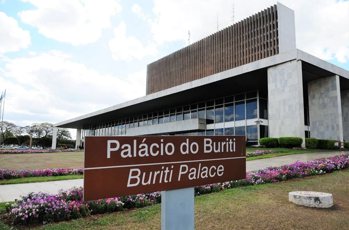 Imagem da matéria: Veja a agenda dos candidatos ao GDF neste sábado (12/9)
