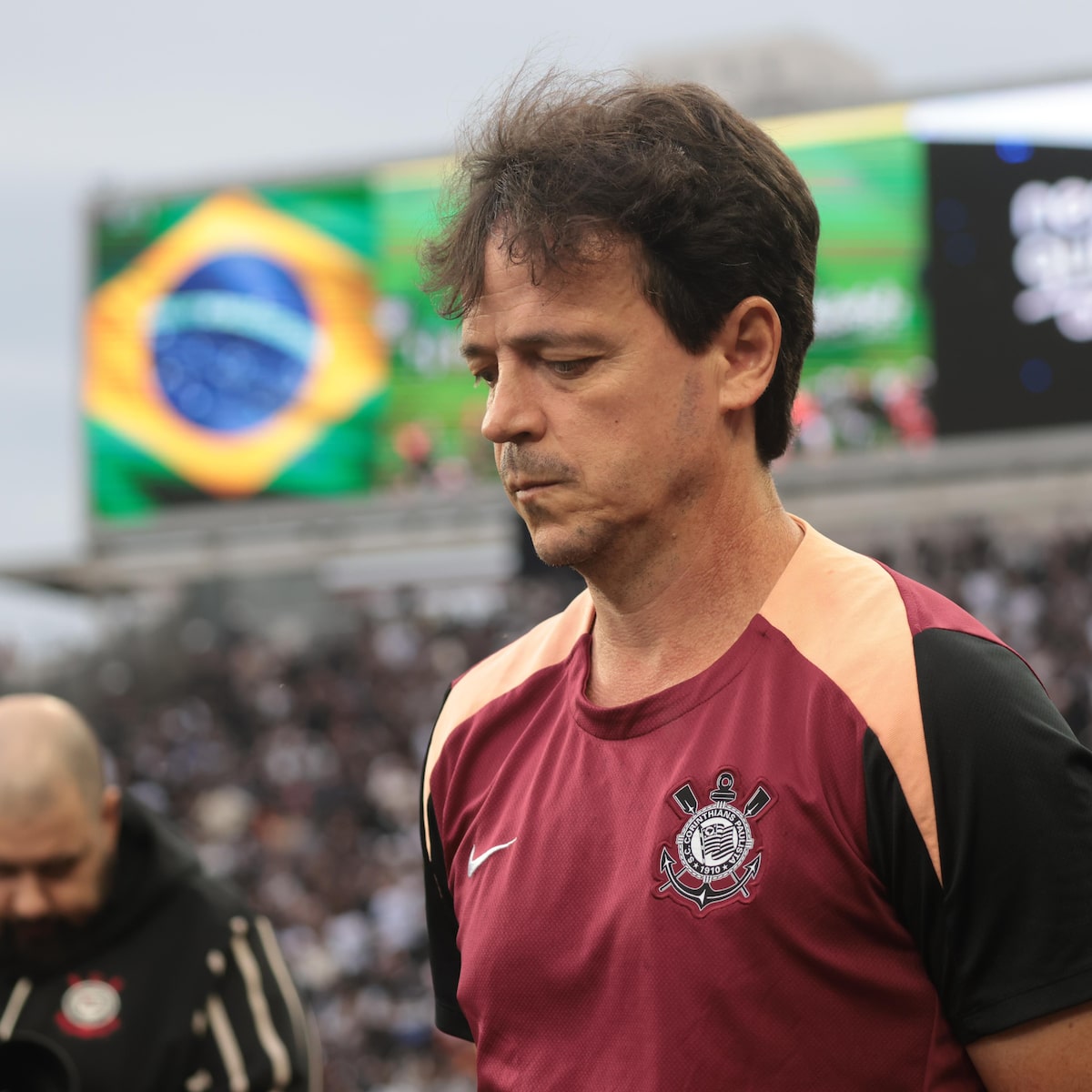 Diniz defende ‘convicção’ no Corinthians e garante: ‘Resultados não correspondem às performances’
