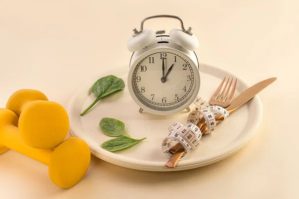 Canetas emagrecedoras: 3 mudanças na dieta para não perder massa muscular