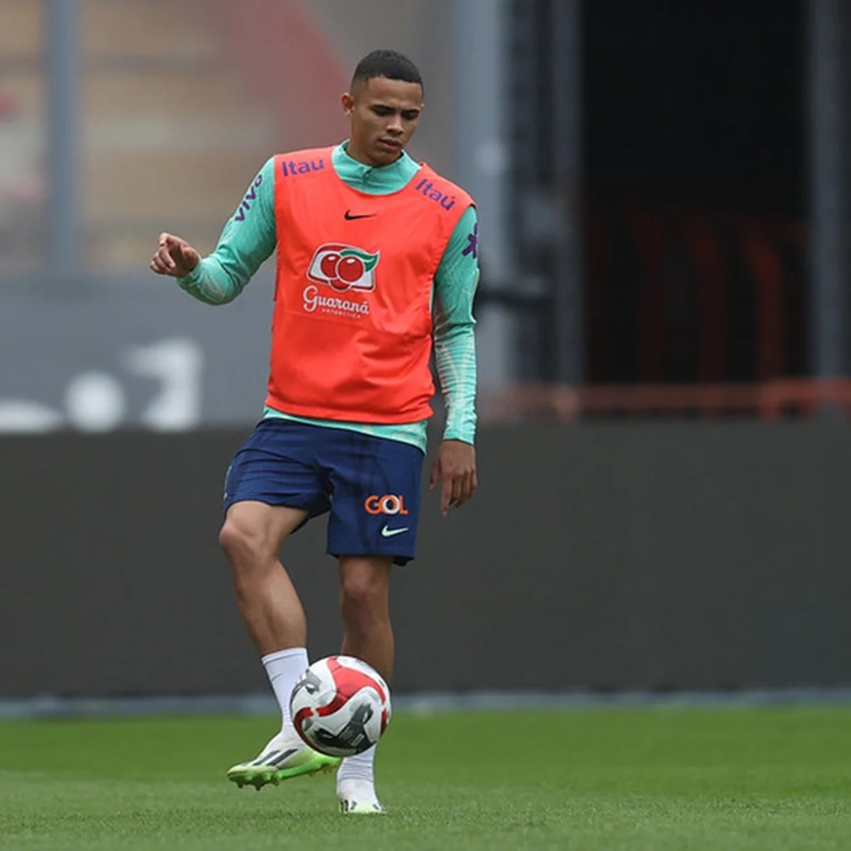 Vanderson é convocado para a Seleção Brasileira no lugar de Wesley