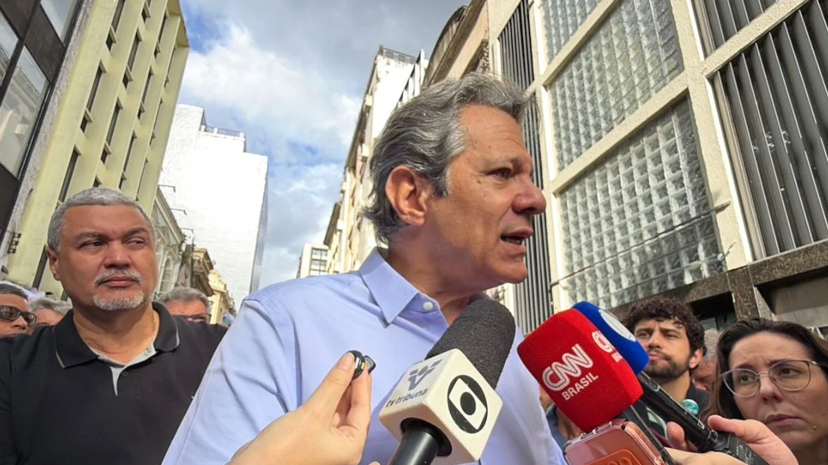 Caso Master aponta “intersecção entre bolsonarismo e Vorcaro”, diz Haddad