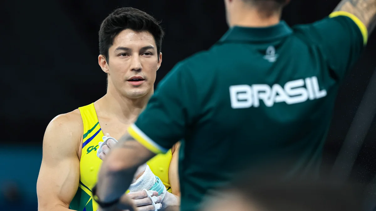 Copa do Mundo de Ginástica: Arthur Nory conquista o ouro na barra fixa