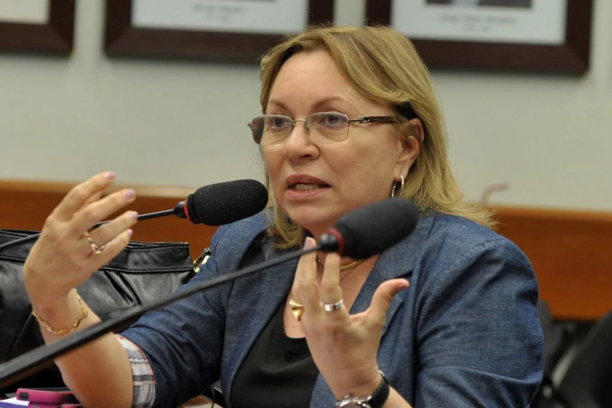 Farra do INSS: Mendonça relaxa medidas restritivas contra deputada do MDB