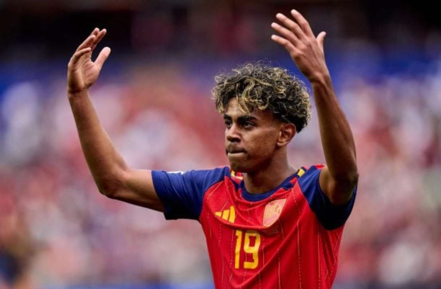 Lamine Yamal sagrou-se campe&atilde;o mundial com a sele&ccedil;&atilde;o da Espanha &ndash;