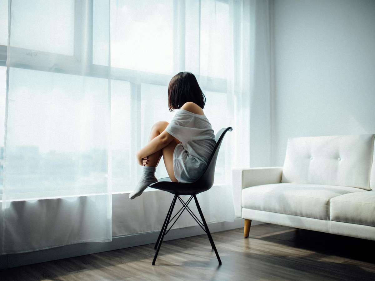 Quando sentir tristeza passa a ser um sinal de alerta? Psiquiatra cita dificuldade para reconhecer sentimento