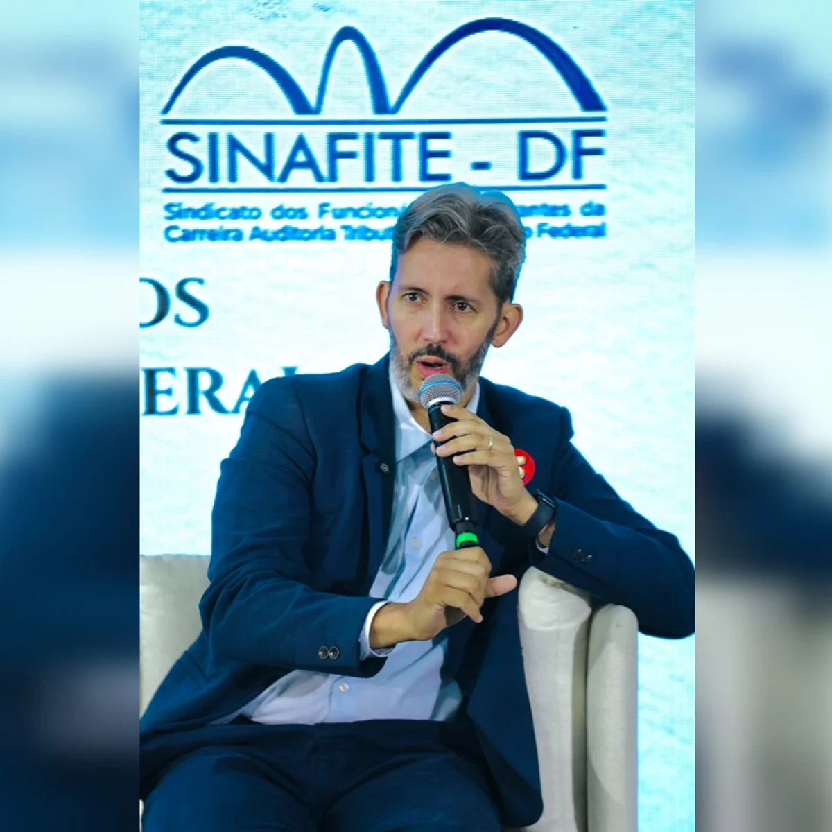 Leandro Grass promete nomear procuradores em assessorias jurídicas do GDF