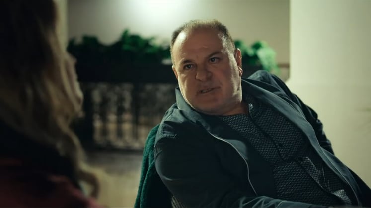 Insegurança afetiva e medo de rejeição: veja o perfil psicológico de Derin em Iludida