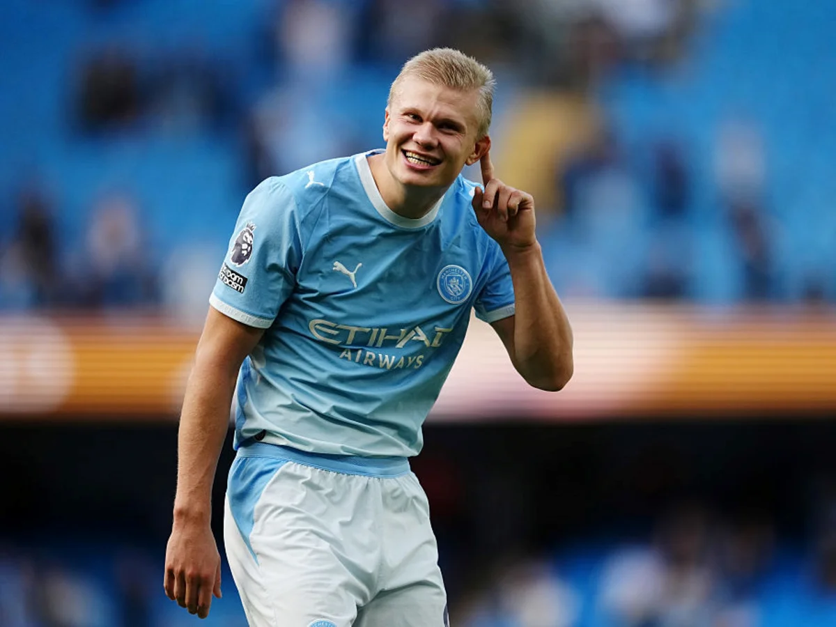 Premier League: City vence e assume a liderança; Liverpool bate Bournemouth
