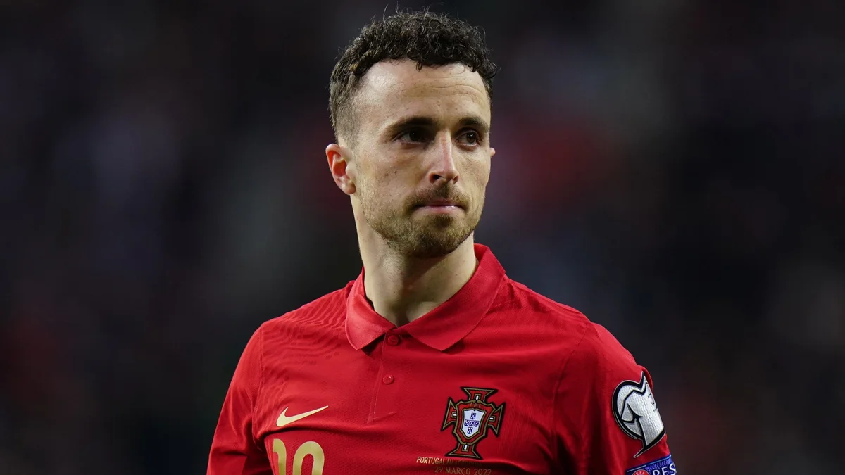 Futebol saudita vai punir torcedores por cantos ofensivos sobre Diogo Jota