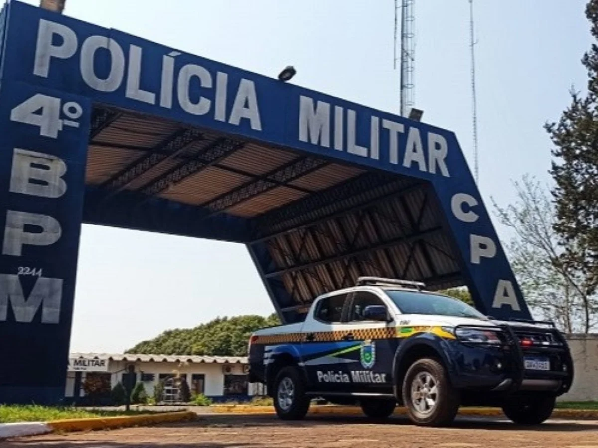 Tenente da PM é preso após atirar contra policial aposentado em batalhão