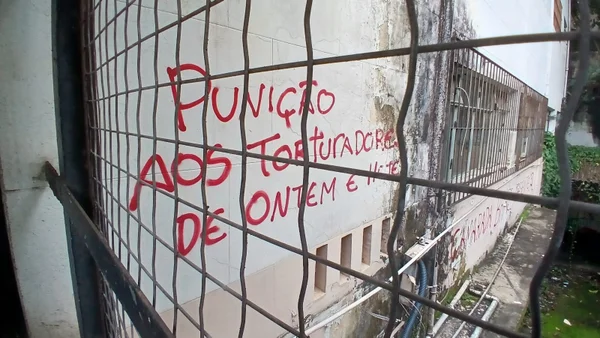 Antigo centro de tortura da ditadura ganha nova fachada e festa em BH - destaque galeria