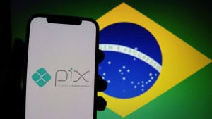 Pix Automático poderá ser usado em contas-salário e novas regras contra fraudes começam a entrar em vigor