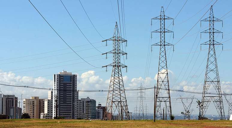 IPCA-15 sobe mais que o esperado em setembro sob pressão de energia; alimentos voltam a avançar
