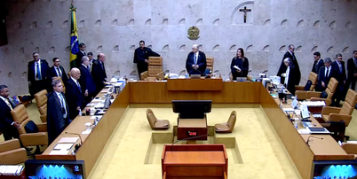 Mendon&ccedil;a e Moraes sentam lado a lado no STF Foto: Reprodu&ccedil;&atilde;o/STF