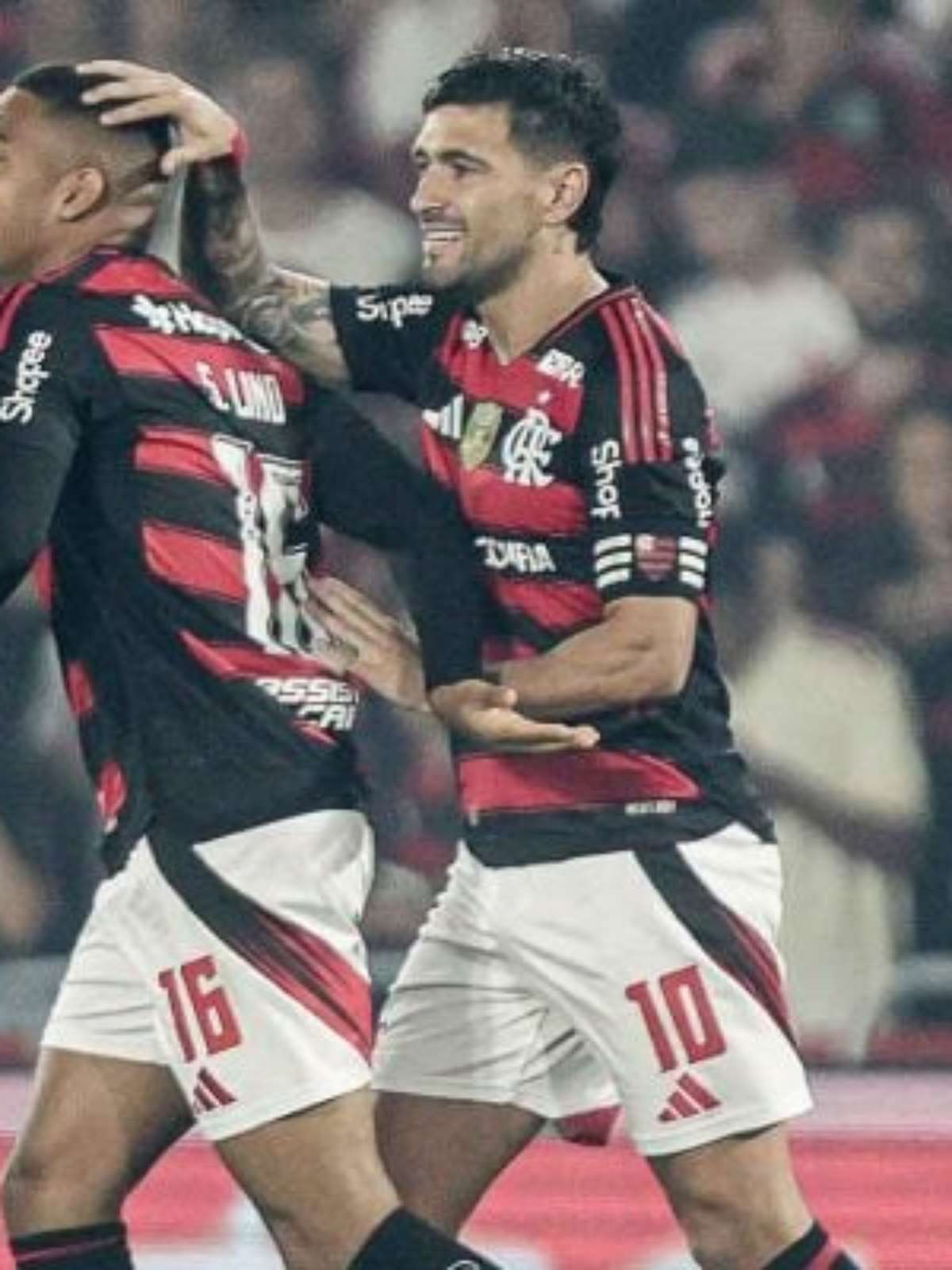Arrascaeta explica discussão com Samuel Lino em jogo do Flamengo