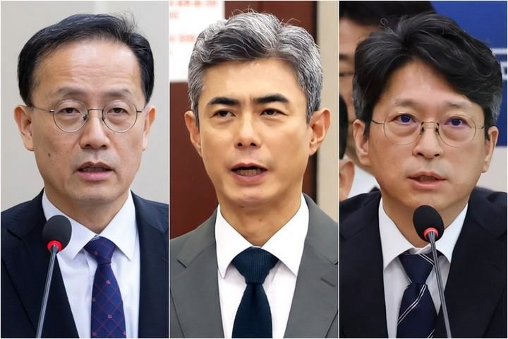 From left, Finance Minister nominee Lee Hyoung-il, Defense Minister nominee Kang Shin-chul and Land Minister nominee Hong Jee-sun / Yonhap