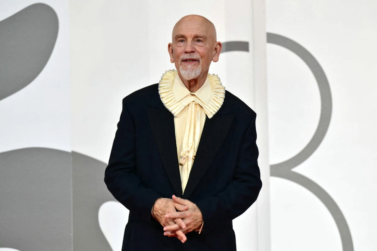 'Unknown' ganha o Leão de Ouro, Malkovich 'humilhado' pelo prêmio de melhor ator no Festival de Cinema de Veneza