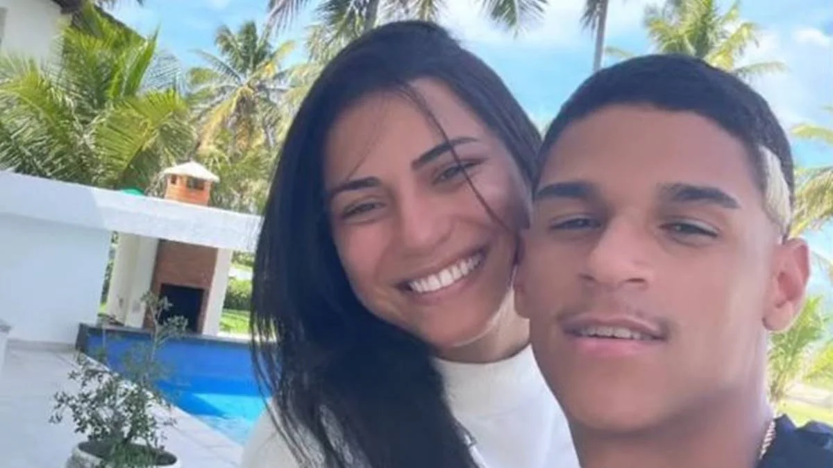 Defesa da namorada do Luva de Pedreiro esclarece o uso de filho em publis