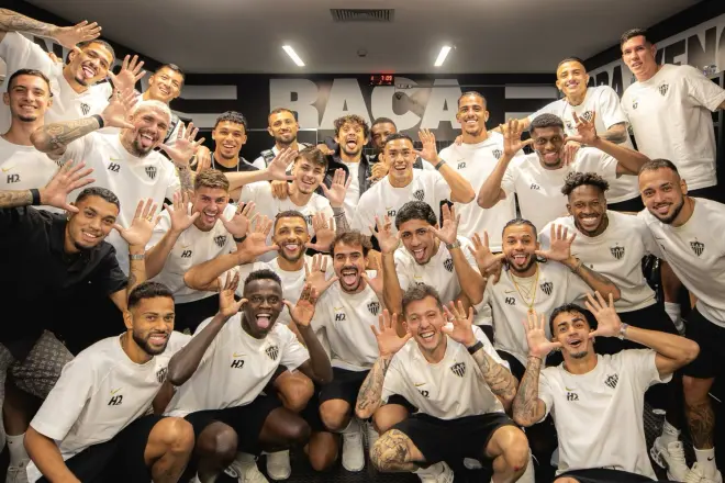 Neymar fez o Atlético jogar por sua honra. Provocações foram incentivos para goleada. Vieram a eliminação e a tristeza: Santos completou 10 anos sem títulos