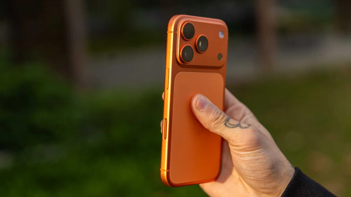 Imagem da matéria: Receita leiloa iPhone 17 Pro a preço de iPhone 16e; veja como participar