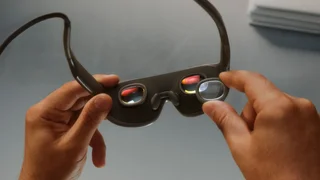 Meta lança óculos de realidade virtual ultraleves por R$ 6,7 mil