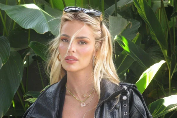 Yasmin Brunet é a modelo mais aguardada da estreia do Metrópoles Catwalk