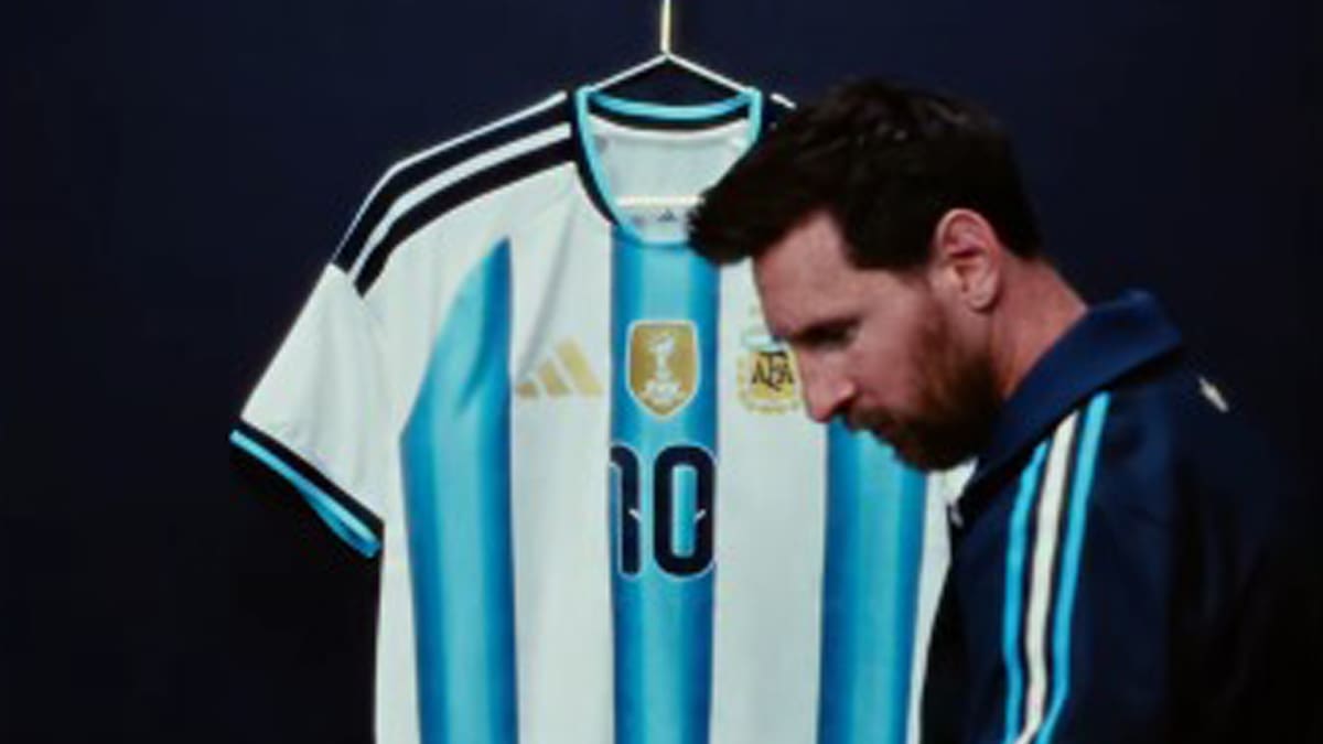 Las dudas sobre la continuidad del entrenador se dan en el marco del anunciado retiro de Lionel Messi de la selección