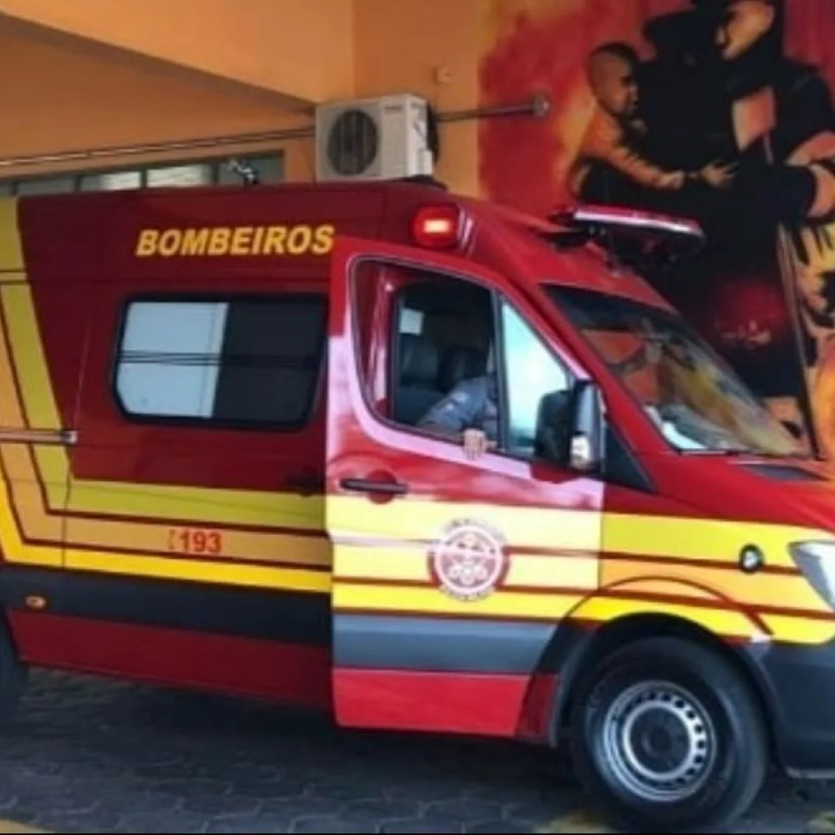 Homem morre após ser atingido por elevador que despencou na Grande SP