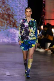 Mikaela Gomes, veterana do Metrópoles Catwalk, brilha no 3º dia de desfiles