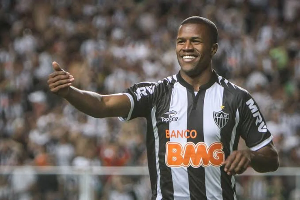 Mansão de R$ 6 milhões é alvo de briga judicial com campeão da Libertadores