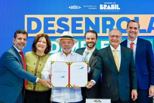 Desenrola: Lula anuncia compra de dívidas das famílias por R$ 15 bilhões