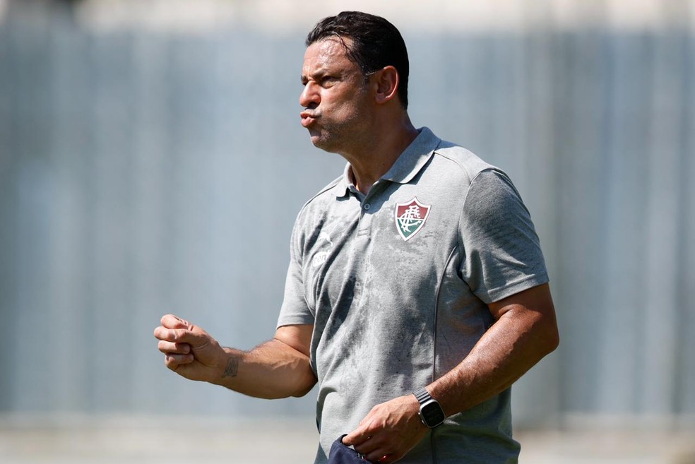 Após levar 32 pontos em acidente na infância, Ruan Sales chega ao profissional do Fluminense: 'Minha perna poderia encolher'