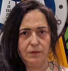 Priscilane Morais de Oliveira foi presa em flagrante suspeita de matar a mãe a marteladas Foto: Reprodução/PCERJ
