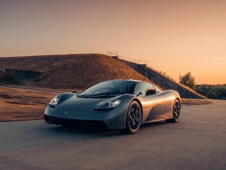 Playboys vão disputar sucessora de McLaren F1 rara, que tem só o ‘banco do piloto’ e vale R$ 31 mi