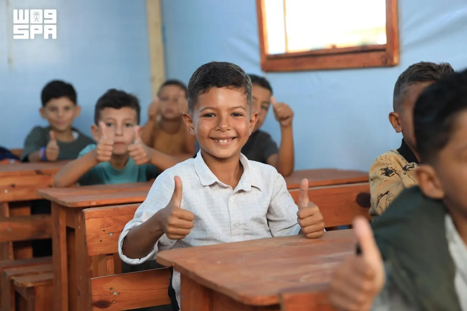 A Escola Makkah apoiada pela Arábia Saudita recebe alunos na Faixa de Gaza