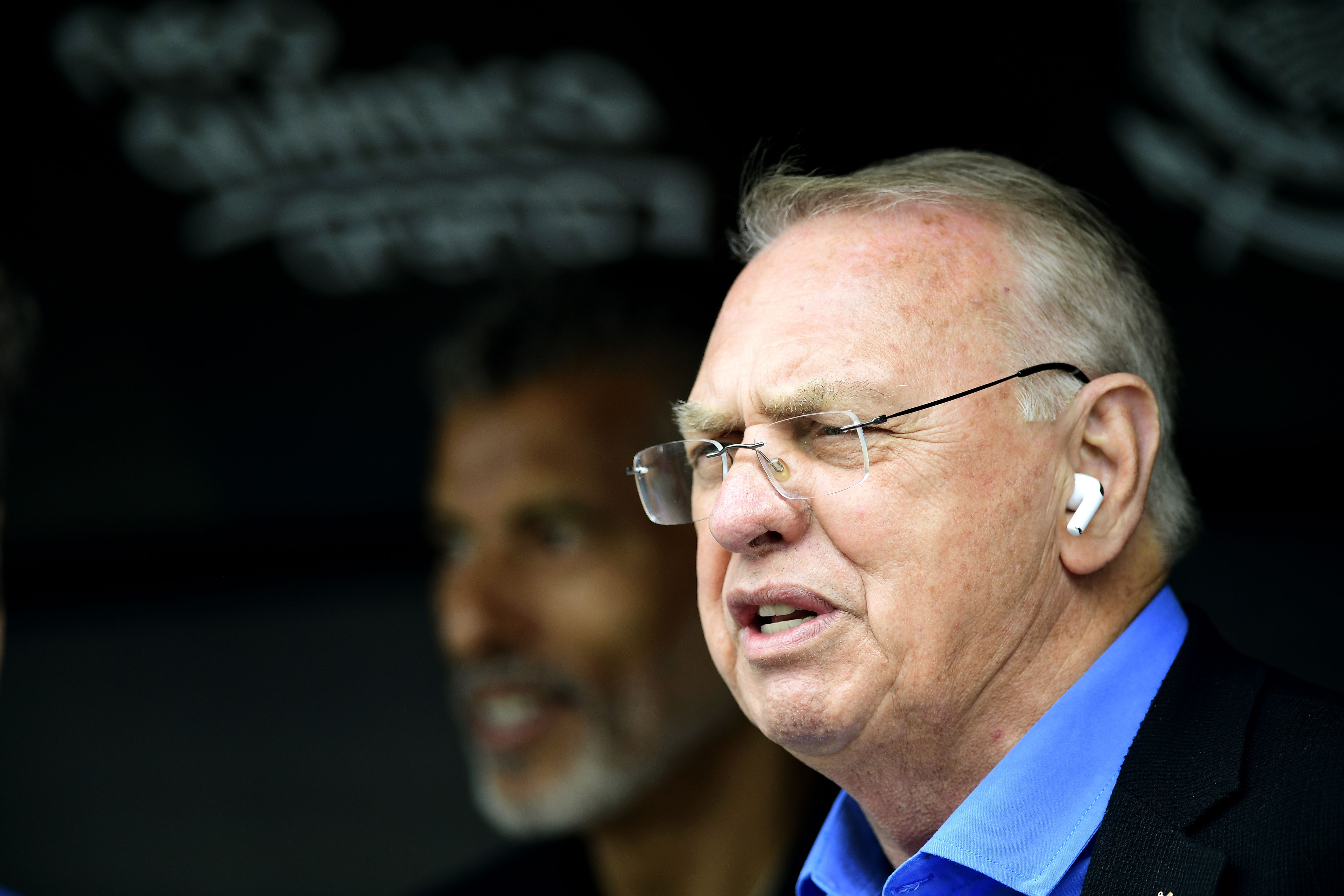 Ministério Público denuncia Osmar Stabile, presidente do Corinthians, por apropriação indébita