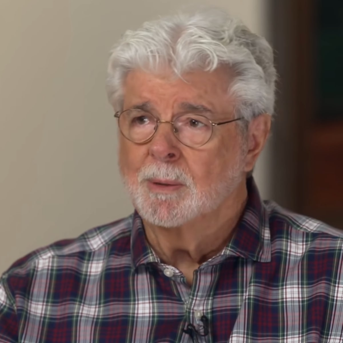 George Lucas revela que planejava mais três filmes de ‘Star Wars’, mas decidiu se aposentar